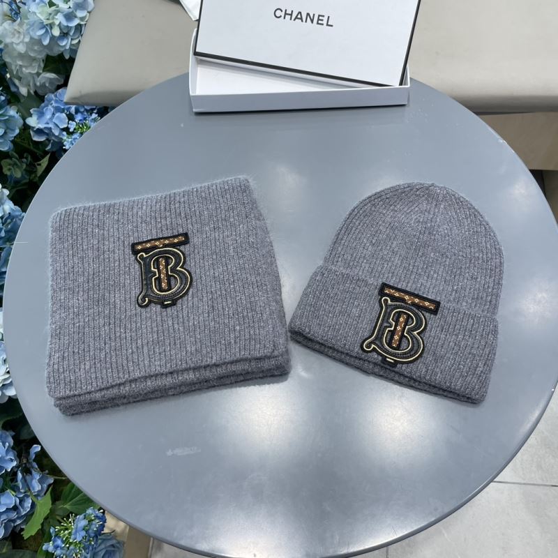 Burberry Caps Scarfs